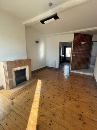  Appartement à louer 2 pièces 45 m²