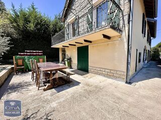 Maison  vendre 6 pices 156 m