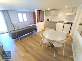  Immeuble � vendre 215 m�