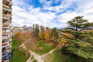  Appartement  vendre 4 pices 82 m