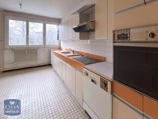  Appartement � vendre 5 pi�ces 95 m�