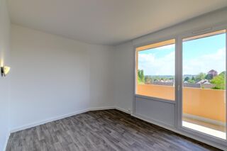  Appartement  vendre 4 pices 77 m