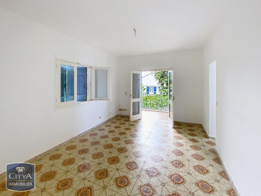 vente Maison - 4 pièce(s) - 110 m² Saint-Gilles les Hauts (97435)
