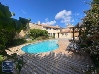  Maison  vendre 5 pices 126 m