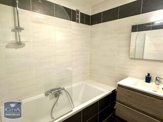  Appartement � vendre 4 pi�ces 80 m�