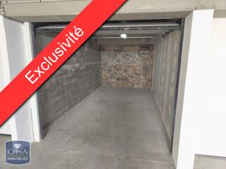  Parking / Garage  vendre 13 m