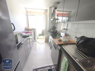  Appartement  vendre 4 pices 82 m