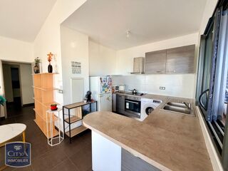 vente Appartement - 3 pièce(s) - 61 m² Sainte-Clotilde (97490)