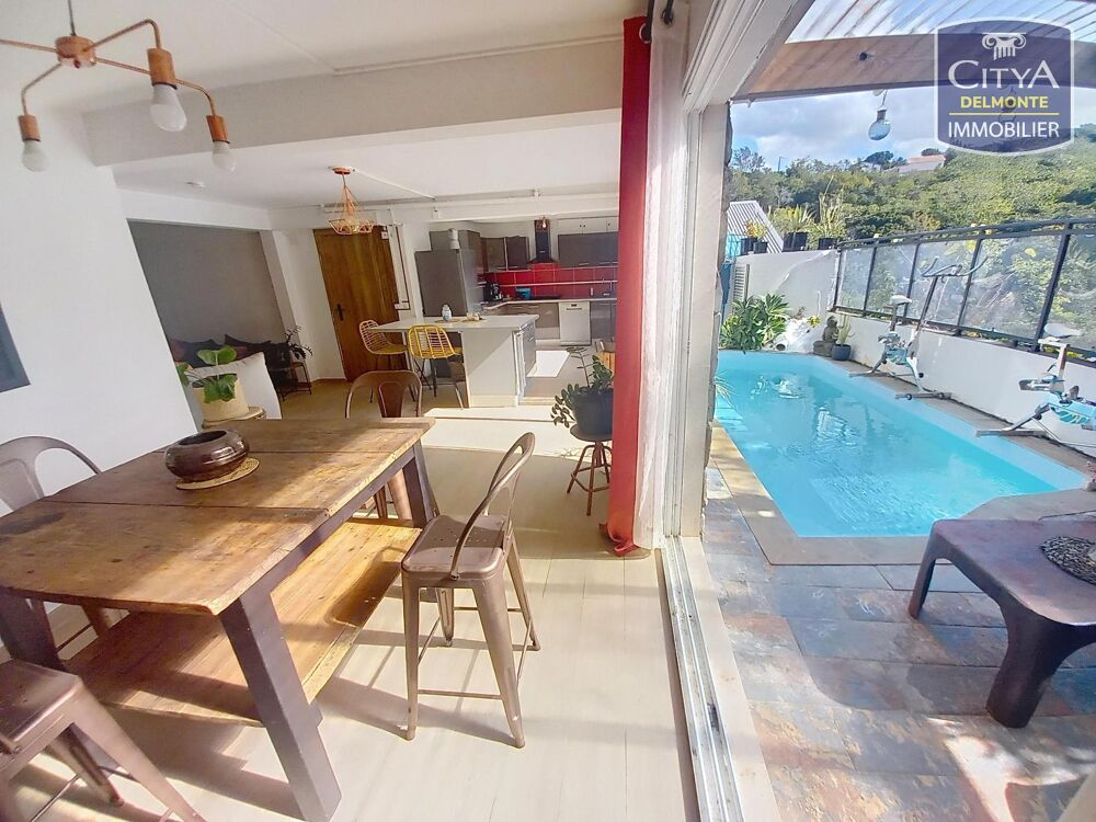 vente Maison - 8 pièce(s) - 160 m² Les Avirons (97425)