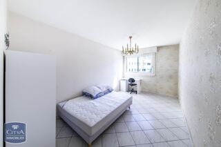  Appartement  vendre 4 pices 83 m