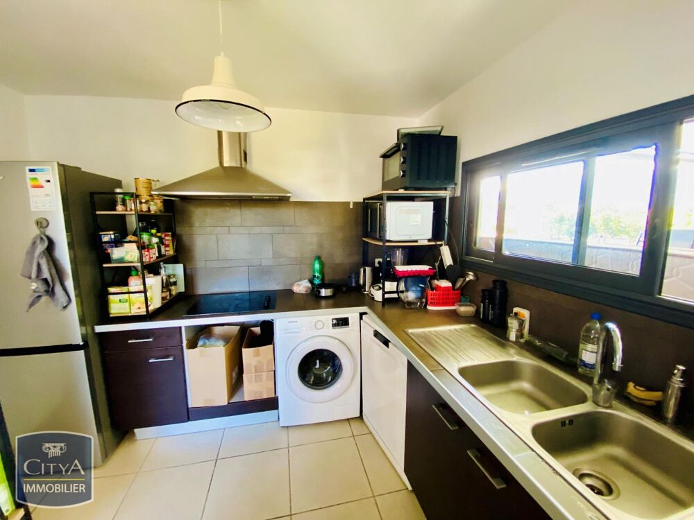 Exclusivité ETANG Saint Paul - Grand T3 avec varangue à ....