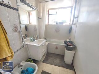  Appartement  vendre 4 pices 82 m