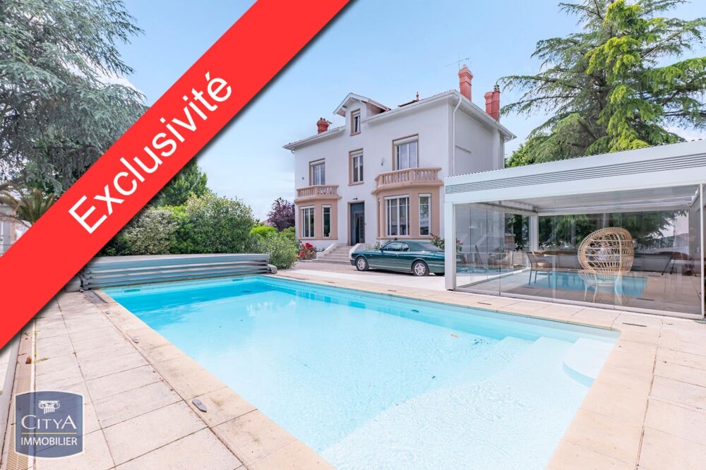À vendre : Maison T8 rénovée de 230 m² à Lorette sur par....