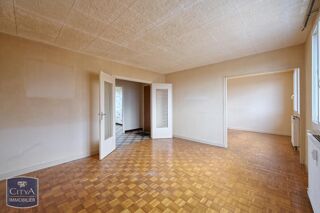 Appartement 3 pièces 72 m² · à Saint-Marcellin · 72 m² · 115 000 €
