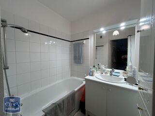  Appartement  vendre 2 pices 55 m