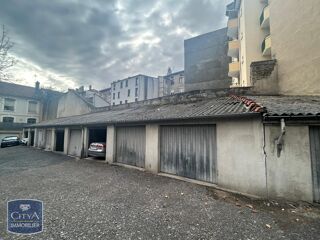  Parking / Garage � vendre 