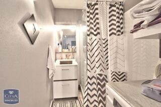  Appartement  vendre 4 pices 77 m