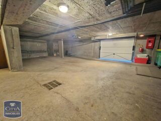 Parking / Garage � vendre 