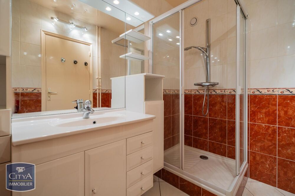 � vendre  Appartement Paris 18