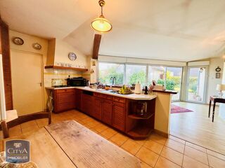  Maison  vendre 8 pices 145 m