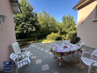  Maison � vendre 5 pi�ces 195 m�