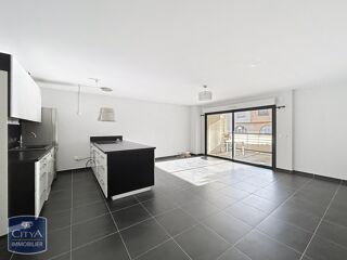  Appartement  vendre 3 pices 77 m