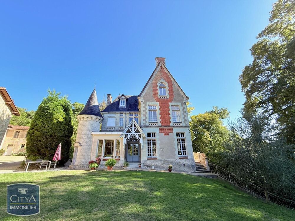  vendre  Proprit/chteau Loudun (86200)
