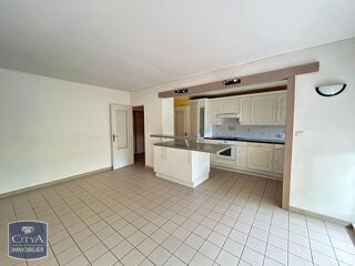  Appartement  vendre 5 pices 82 m