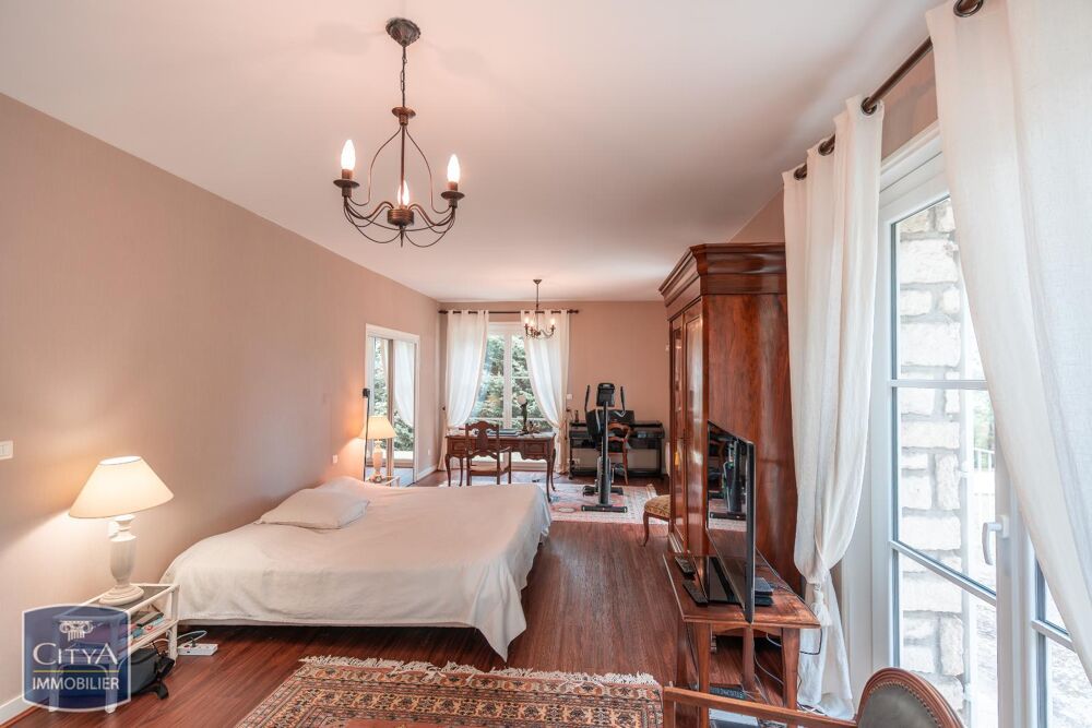 � vendre  Maison Saint-Genest-Lerpt (42530)