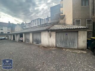  Parking / Garage � vendre 