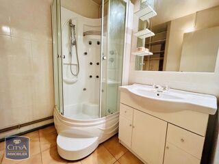  Appartement  vendre 3 pices 65 m