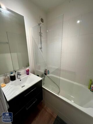  Appartement  vendre 3 pices 70 m