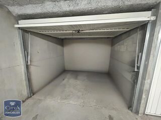  Parking / Garage � vendre 