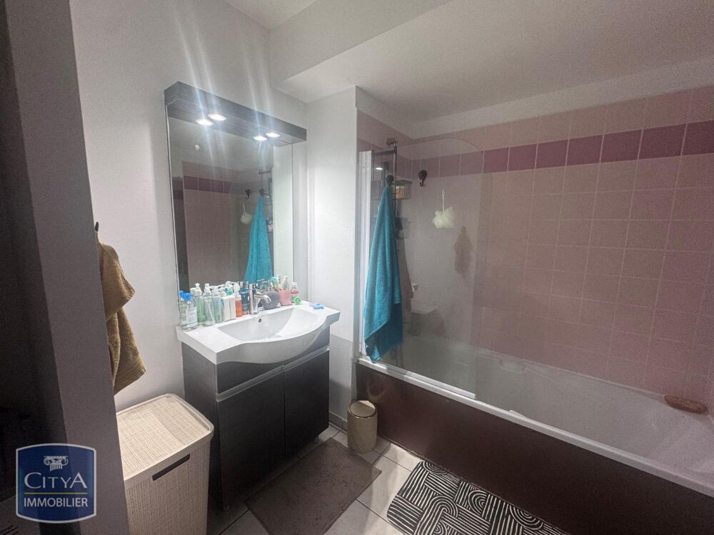 vente Appartement - 2 pièce(s) - 36 m² Sainte-Clotilde (97490)