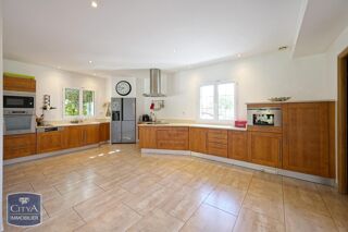  Maison � vendre 8 pi�ces 270 m�