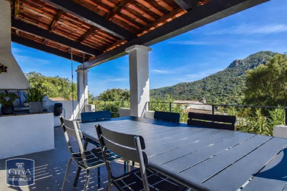 � vendre  Villa Mandelieu-la-Napoule (06210)