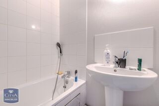  Appartement  vendre 4 pices 83 m