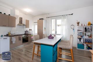  Immeuble  vendre 140 m