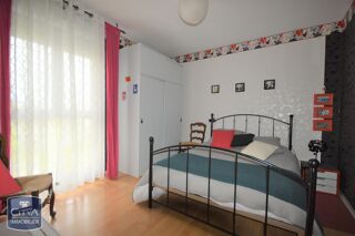  Appartement  vendre 5 pices 82 m