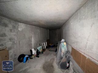  Parking / Garage  vendre 
