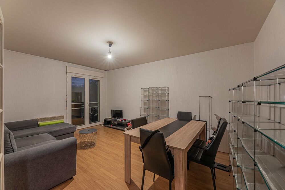 À vendre : Appartement 2 pièces avec place de parking da....