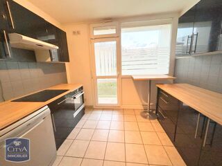  Appartement � vendre 4 pi�ces 77 m�