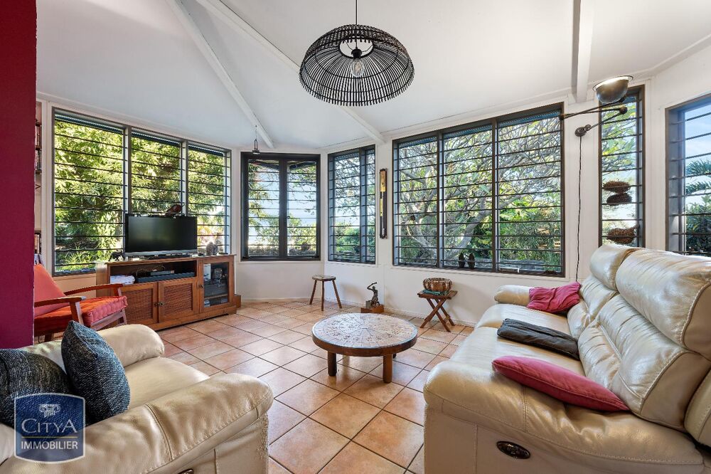 � vendre  Maison Saint-Paul (97460)