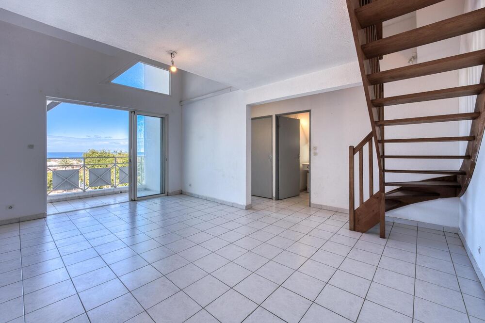 vente Appartement - 3 pièce(s) - 83 m² Saint-Pierre (97410)