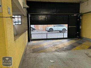  Parking / Garage � vendre 605 m�