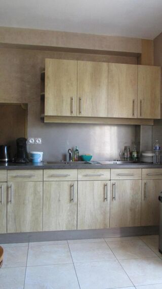  Villa  vendre 9 pices 260 m