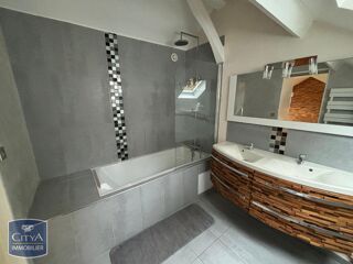  Maison  vendre 6 pices 140 m