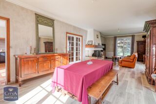  Maison  vendre 6 pices 196 m