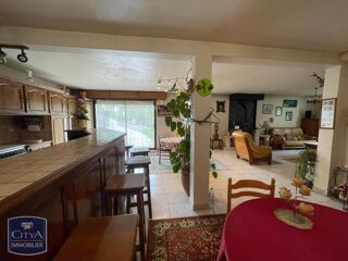  Maison � vendre 10 pi�ces 311 m�