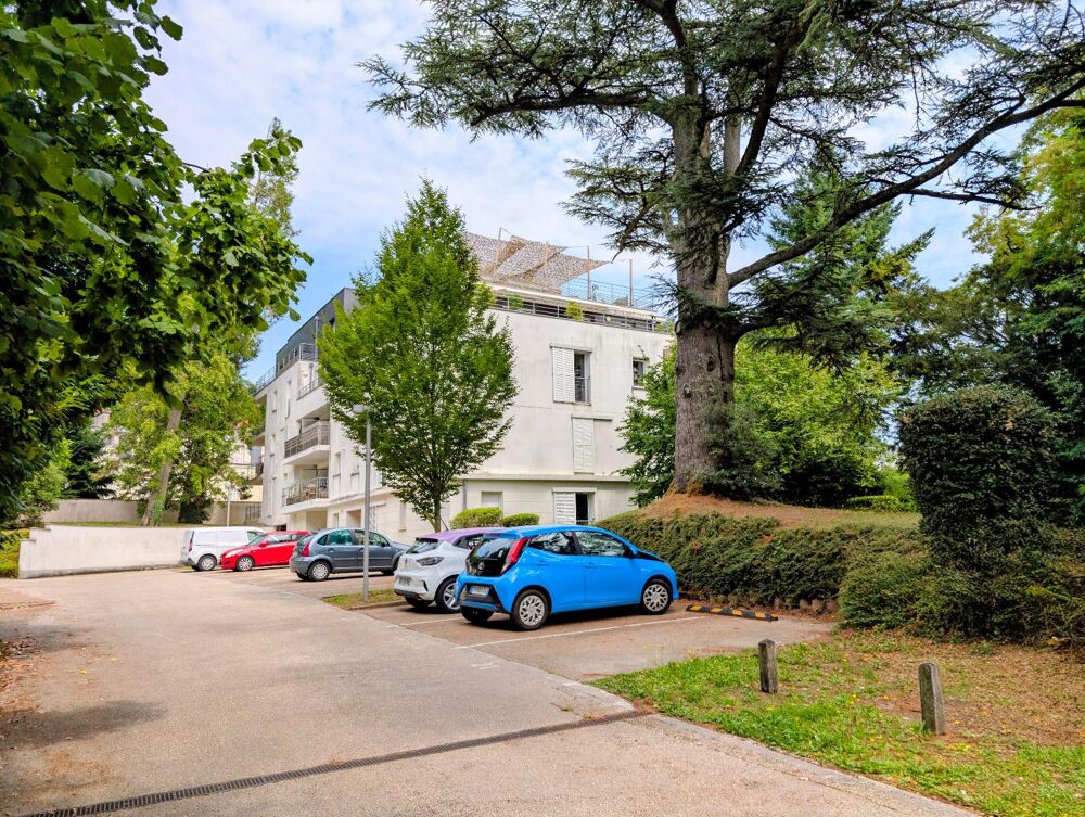 À vendre - Quartier Tranchée/Coty : Superbe T4 avec terr....